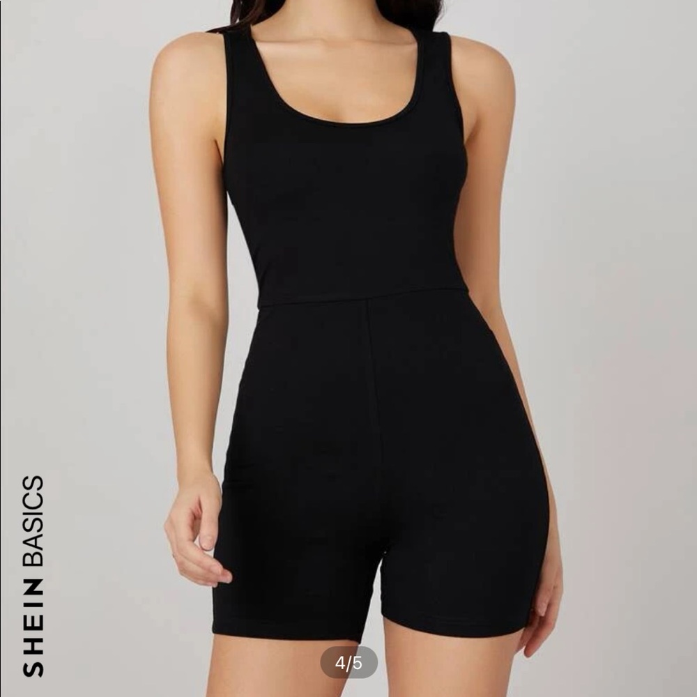 Form fitted romper
